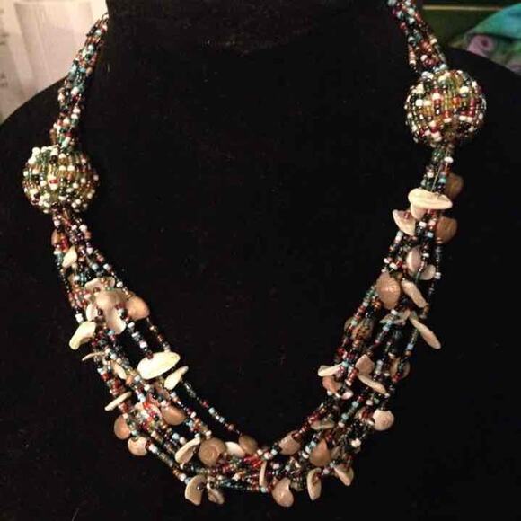 BOHO BEADS & SHELLS STATEMENT NECKLACE - Picture 3 of 4